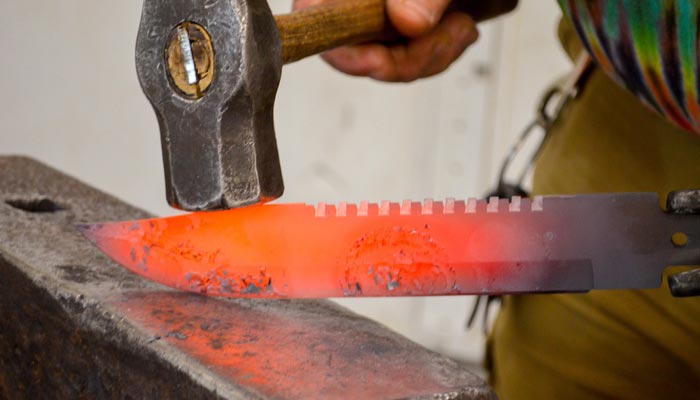 What Is 7cr17mov? How Good Is It?